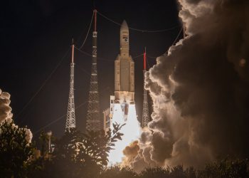 El lanzador Ariane 5 de la ESA completó su vuelo final colocando dos satélites en órbita