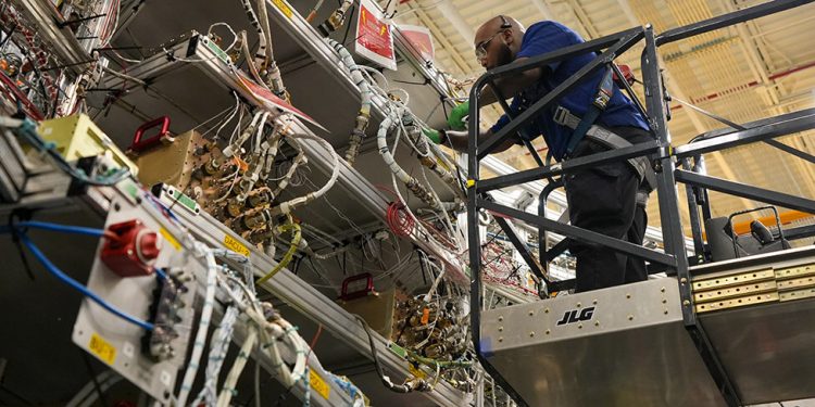 El software de vuelo de cohetes de la Nasa para Artemisa II superó el control de prueba