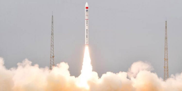 China lanzó el cohete comercial CERES-1 Y8