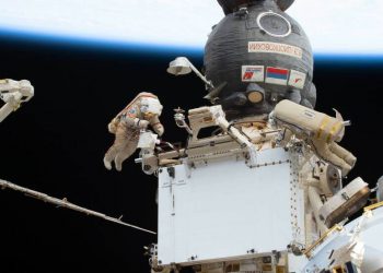 caminata espacial roscosmos