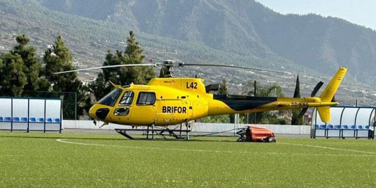helicóptero antincendio