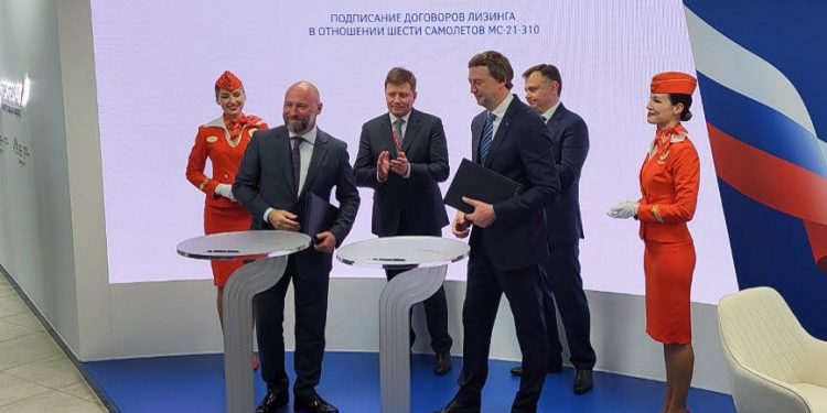 Aeroflot y Rostec firman un acuerdo de arrendamiento para 52 aviones rusos