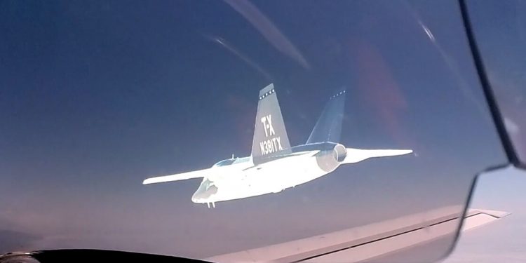 Boeing y Red 6 completan el primer vuelo de prueba de realidad aumentada