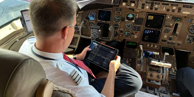 Austrian Airlines y AVIATAR se asocian para el cuaderno de bitácora técnico