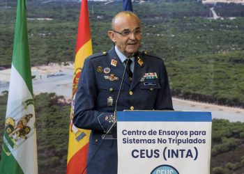 El teniente general Julio Ayuso, director general del INTA