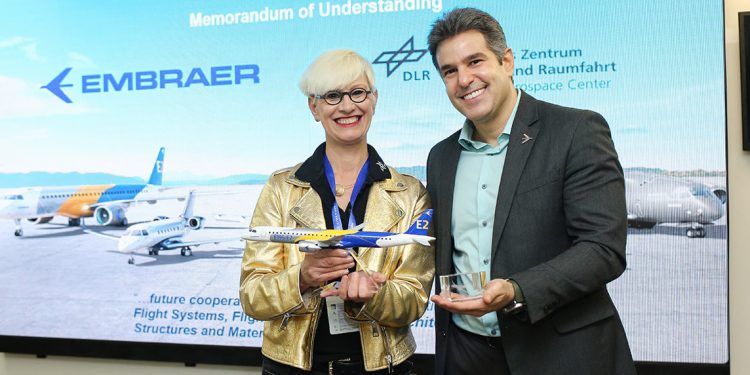 Embraer y el Centro Aeroespacial Alemán firman un acuerdo de colaboración en investigación tecnológica