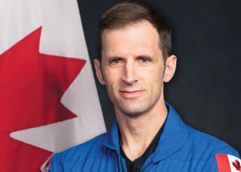 El astronauta canadiense Joshua Kutryk