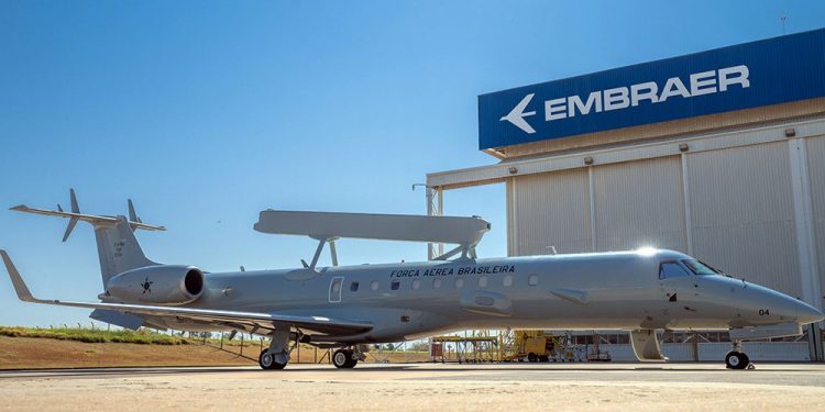 Embraer entregó el quinto avión E-99 mejorado a la Fuerza Aérea Brasileña