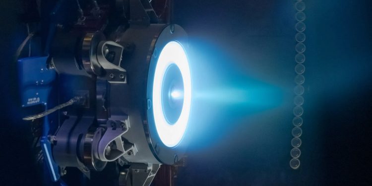 La Nasa prueba propulsores de alta potencia para Gateway