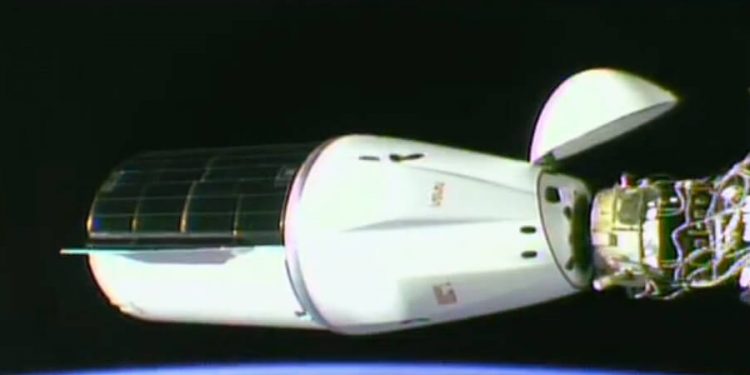 La nave de carga Dragon llegó a la ISS