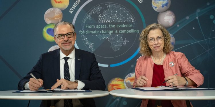 Acuerdo entre la ESA y el UNEP para la conservación del medio ambiente