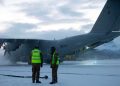 La RAF prueba por primera vez el reabastecimiento de combustible táctico de un A400M en el Círculo Polar Ártico