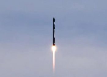Rocket Lab lanzó el satélite japonés QPS-SAR-5 a bordo de un cohete Electron