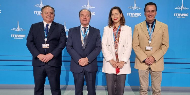 Startical logra la aprobación para comunicaciones aéreas vía satélite