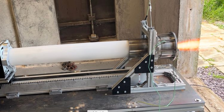 Desarrollan un innovador cohete autoalimentado que impulsará el avance espacial en el Reino Unido