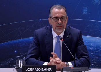 El director general de la ESA, Josef Aschbacher.