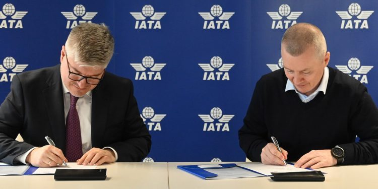 La IATA y la OACI amplían su cooperación en materia de normas para envíos de mercancías peligrosas