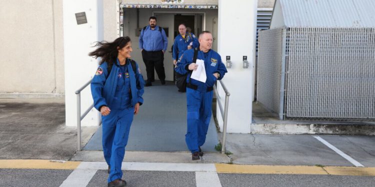 Los astronautas de la Nasa completaron una simulación clave de la misión Starliner de Boeing