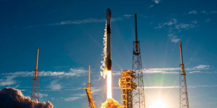 SpaceX lanzó la misión USSF-124