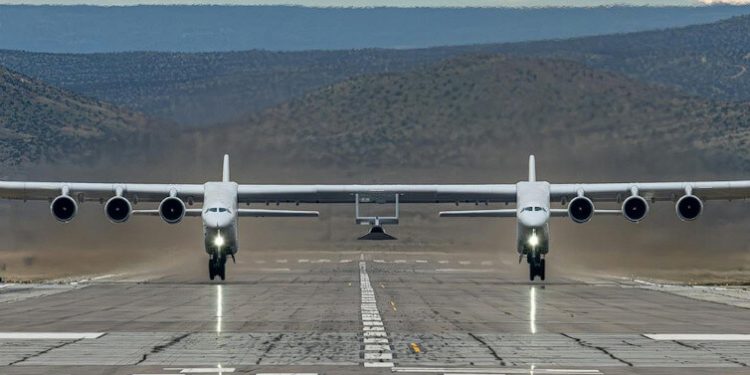 Stratolaunch completó el segundo vuelo de transporte cautivo con el vehículo de prueba TA-1
