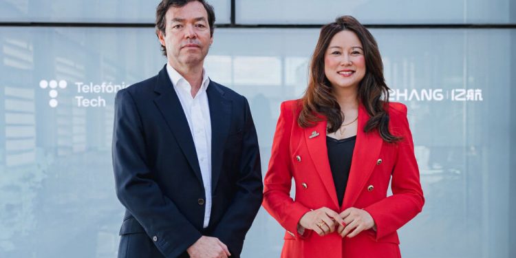 Telefónica Tech y la china EHang presentan en Barcelona su asociación para impulsar la movilidad aérea urbana