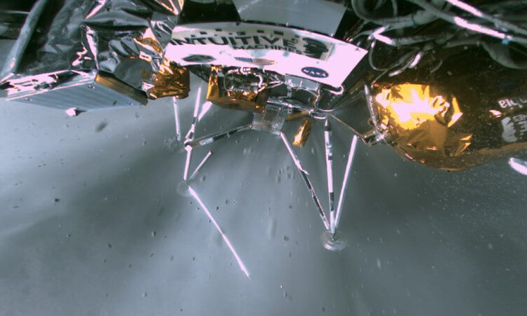 El módulo Odysseus entró en su primera noche lunar