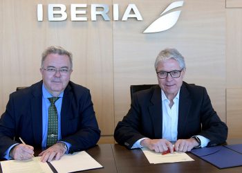 Iberia y la UPM firman un acuerdo innovador para impulsar la investigación aeronáutica