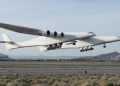 Stratolaunch completó con éxito el primer vuelo motorizado de su TA-1