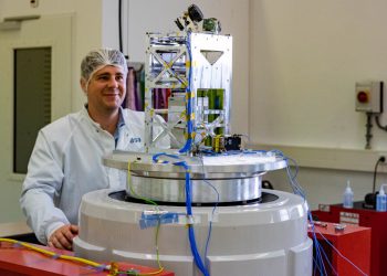 YPSat durante las pruebas mecánicas