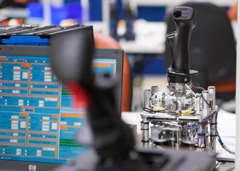 Airtificial logra un nuevo contrato con TAI para fabricar sticks de vuelo para aviones de combate
