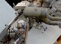 Los cosmonautas rusos completaron su salida espacial dos horas antes de lo previsto