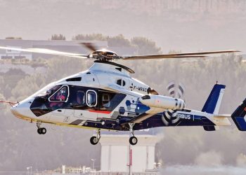 Primer vuelo del demostrador Racer de Airbus Helicopters