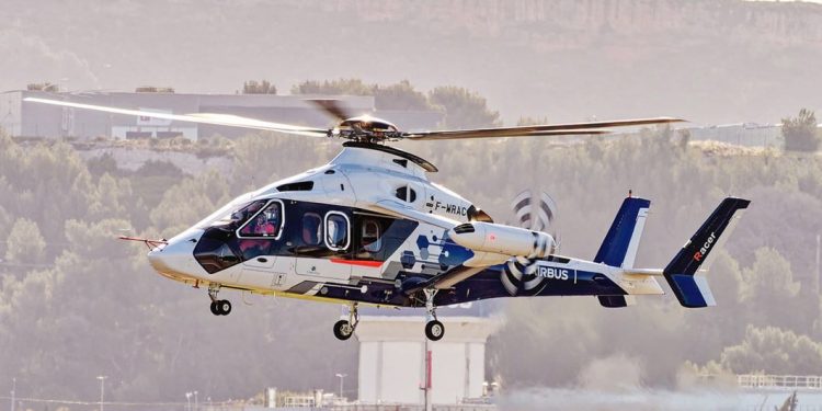 Primer vuelo del demostrador Racer de Airbus Helicopters