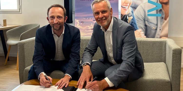 Aura Aero y Airbus Protect unen sus fuerzas para la certificación de futuros aviones eléctricos híbridos regionales