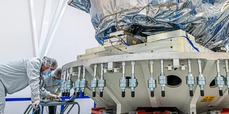 BAE Systems ultima las pruebas ambientales del WFI para el telescopio Roman Nancy Grace de la Nasa