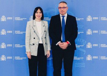 Diana Morant se reúne por primera vez con el director de la AEE