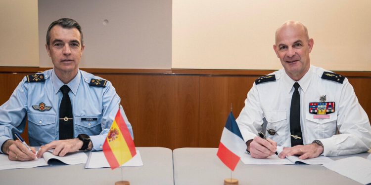 España asignará un oficial de enlace en el Mando del Espacio Francés