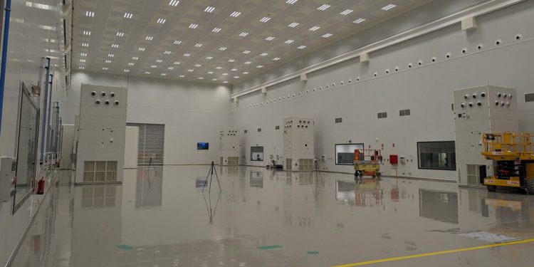 Grupo Álava instala el sistema de monitorización de una sala limpia para la fabricación de satélites en Airbus