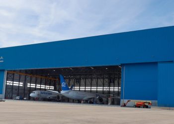 Inauguran el nuevo hangar de Globalia Mantenimiento en Madrid
