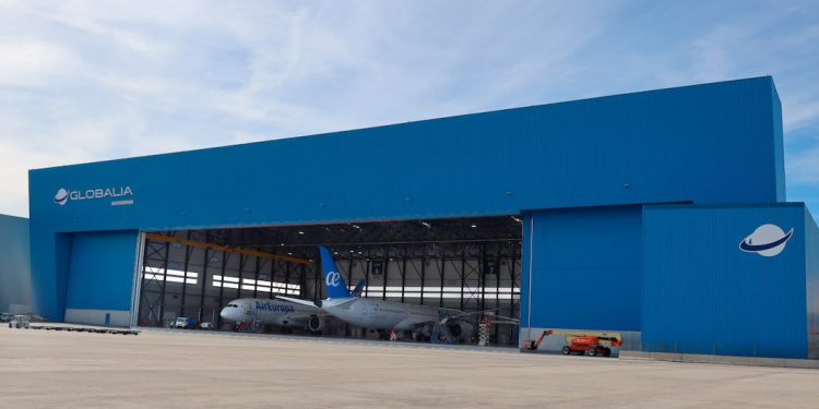 Inauguran el nuevo hangar de Globalia Mantenimiento en Madrid