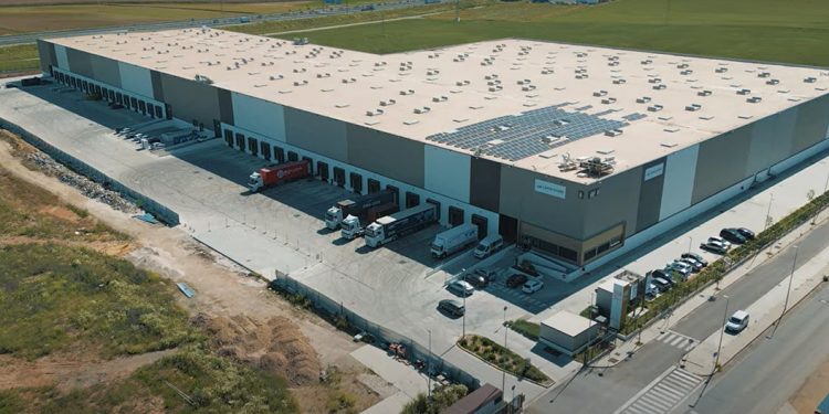 Lamaignere expone la máxima tecnología y soluciones para la industria aeronáutica en su almacén logístico de Sevilla