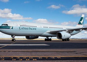 Cathay reactiva el último de los aviones estacionados a largo plazo en el extranjero