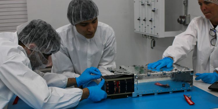 Ocho CubeSats de la Nasa cargados para su lanzamiento