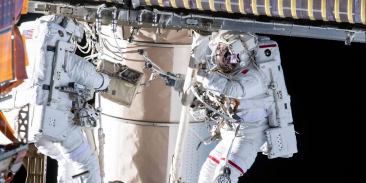 salidas astronautas ISS