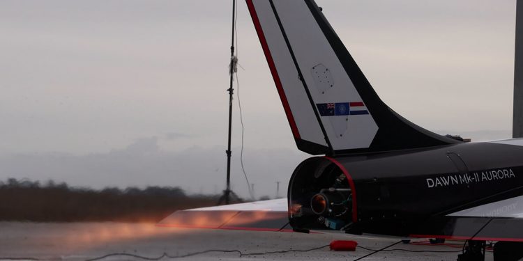 El avión propulsado por cohetes de Dawn Aerospace, certificado para vuelos supersónicos