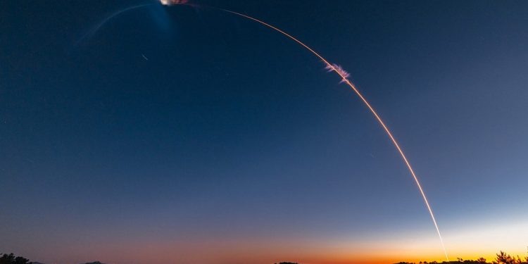 Firefly Aerospace lanzó Alpha FLTA005