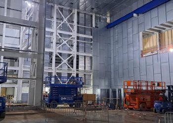 La ESA estrena en ESTEC la cámara de pruebas de antenas espaciales Hertz 2.0