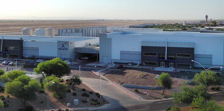 Virgin Galactic culminó la construcción de su nueva fábrica en Arizona