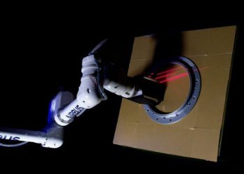 Airbus y Astroscale UK firman un acuerdo para impulsar programas de servicio en órbita y eliminación de basura espacial
