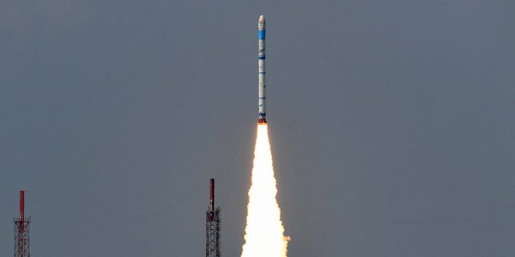 ISRO logra el lanzamiento de su misión SSLV-D3